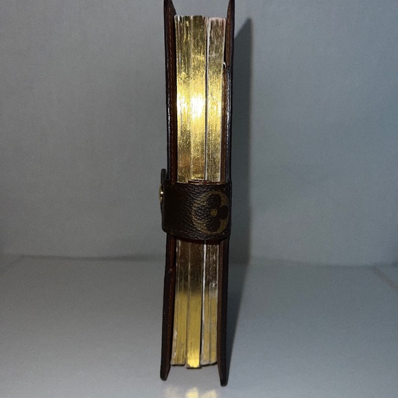 Louis Vuitton - Size MM Ring Agenda Hot Stamped with Gift Set/Old Packaging EUC - Picture 7 of 16